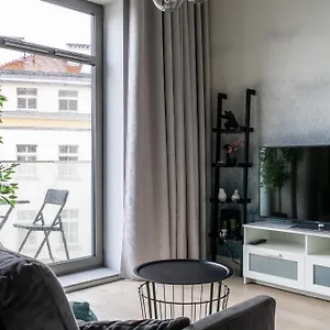 https://rentplanet-apartamenty-myn-maria.hotelswroclaw.com